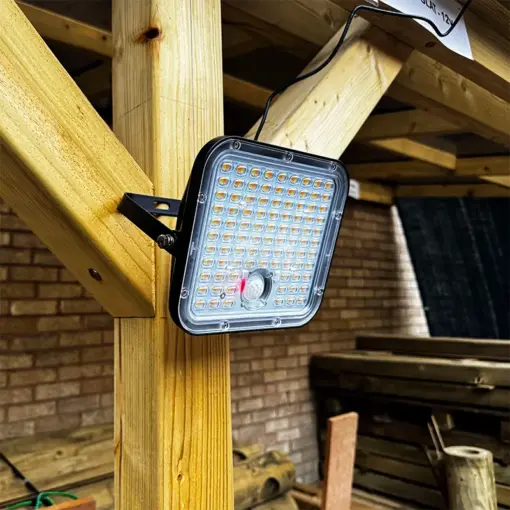 Pro Solar OBSERVA - Solar Floodlight with PIR (10W, 30W) - Image 4